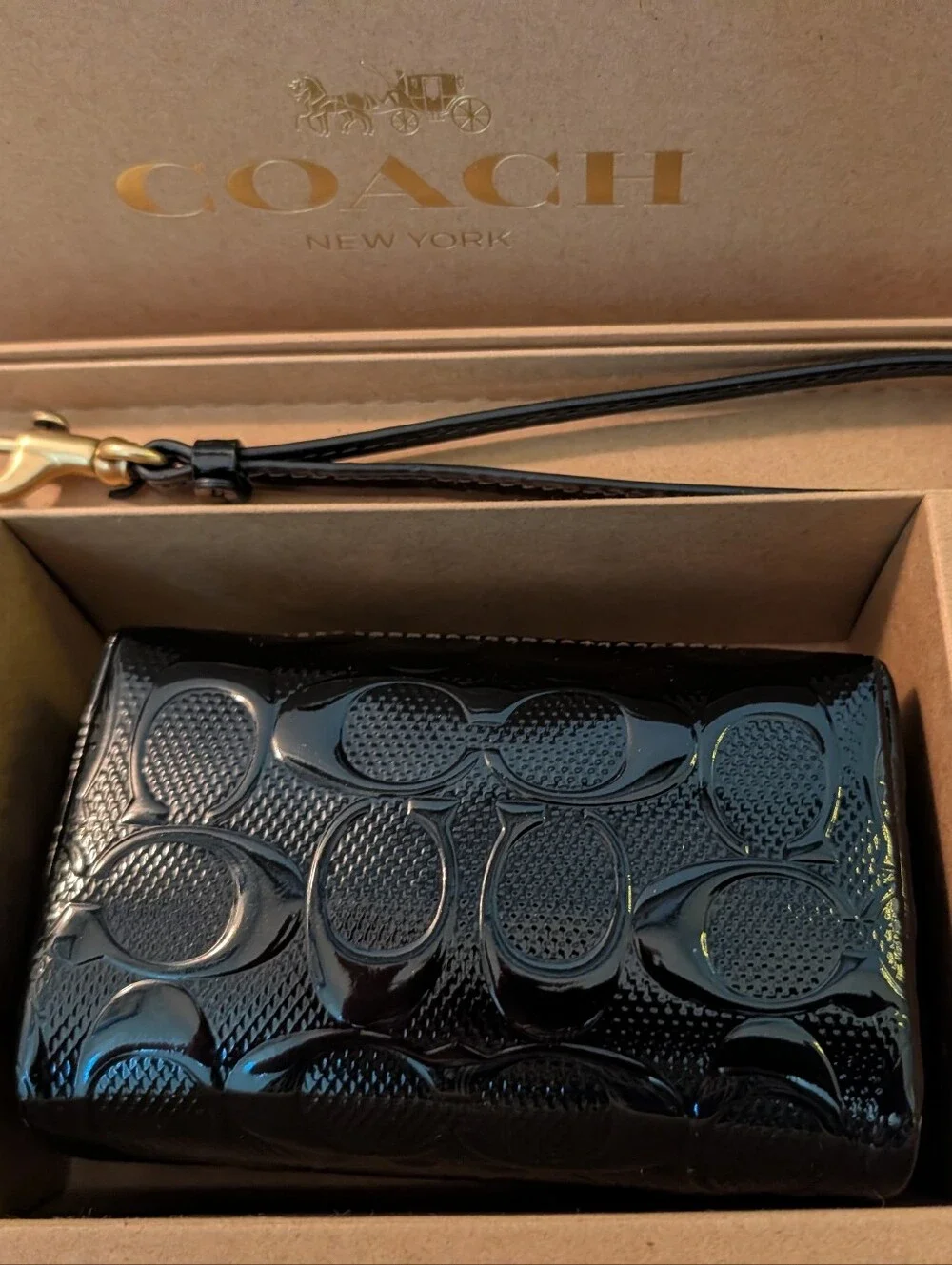 Coach Boxed Essential Mini Cosmetic Pouch Wristlet in Black pearlized patent
